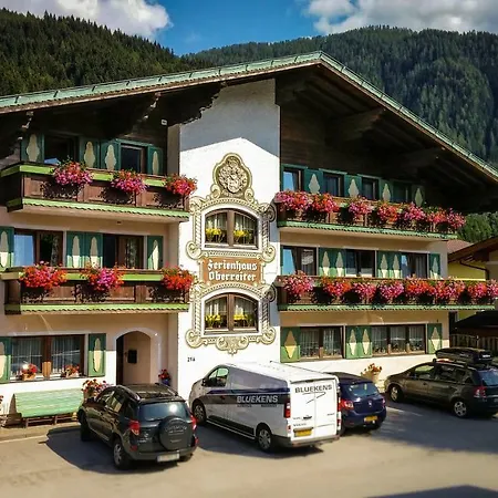 Helmuth Oberreiter ベッド・アンド・ブレックファスト 3*