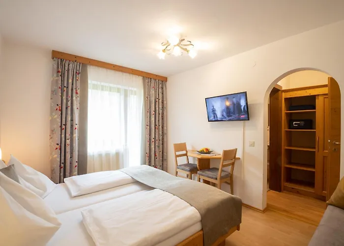 Bed and Breakfast Helmuth Oberreiter 3*